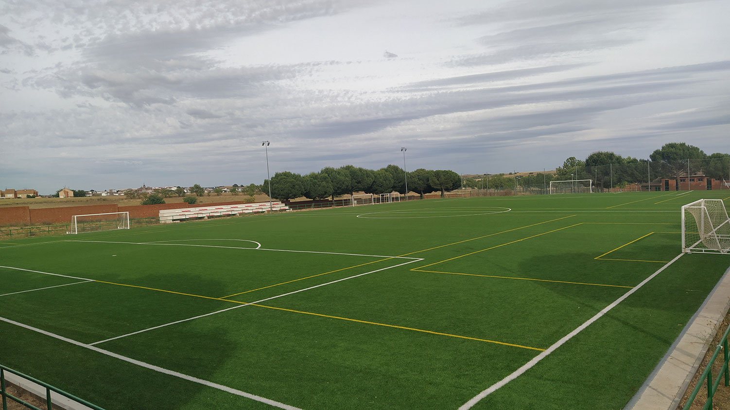Instalaciones - Complejo Deportivo Municipal - Campo de Fútbol Retamar - Concejalía de Deportes del Ayuntamiento de Santa Cruz del Retamar