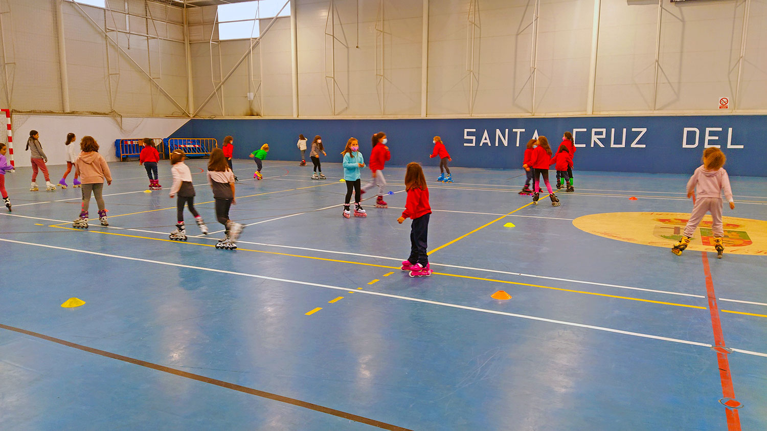 Escuela Municipal de Patinaje - Concejalía de Deportes del Ayuntamiento de Santa Cruz del Retamar